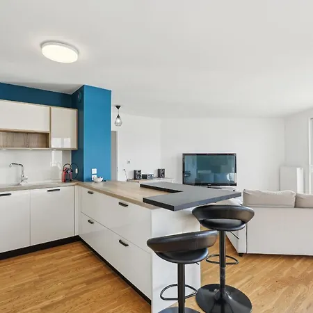 Apartman Spacious And Bright Bordeaux