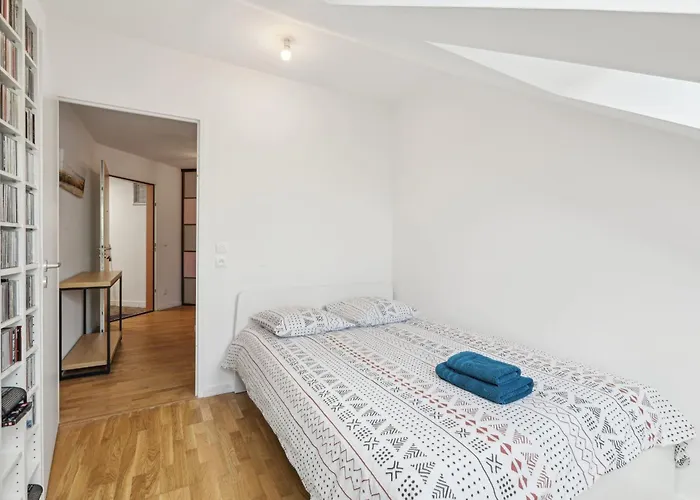 Spacious And Bright Appartamento